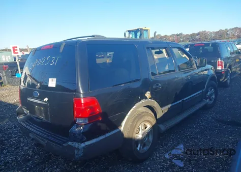 2004 Ford Expedition Eddie Bauer z USA, uszkodzony, nr VIN 1FMFU18LX4LA66039